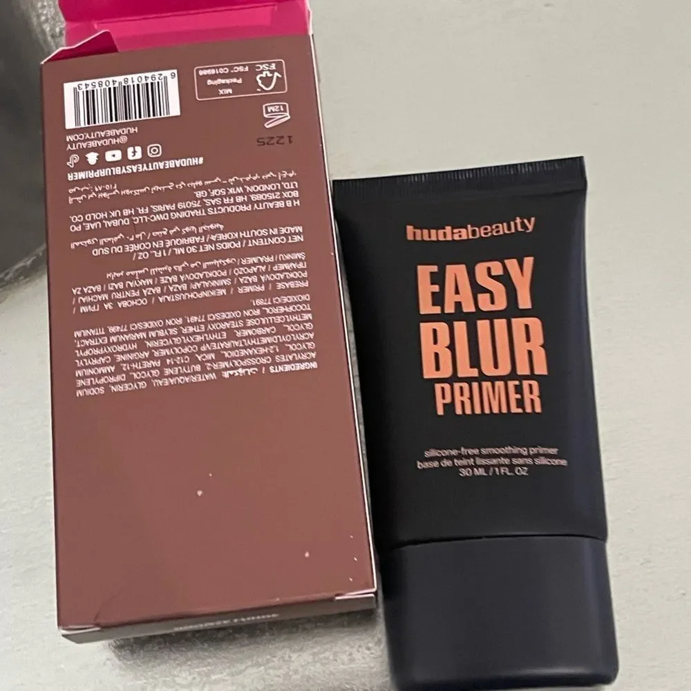 New Easy Blur Silicone-Free Smoothing Primer Bronze Fudge